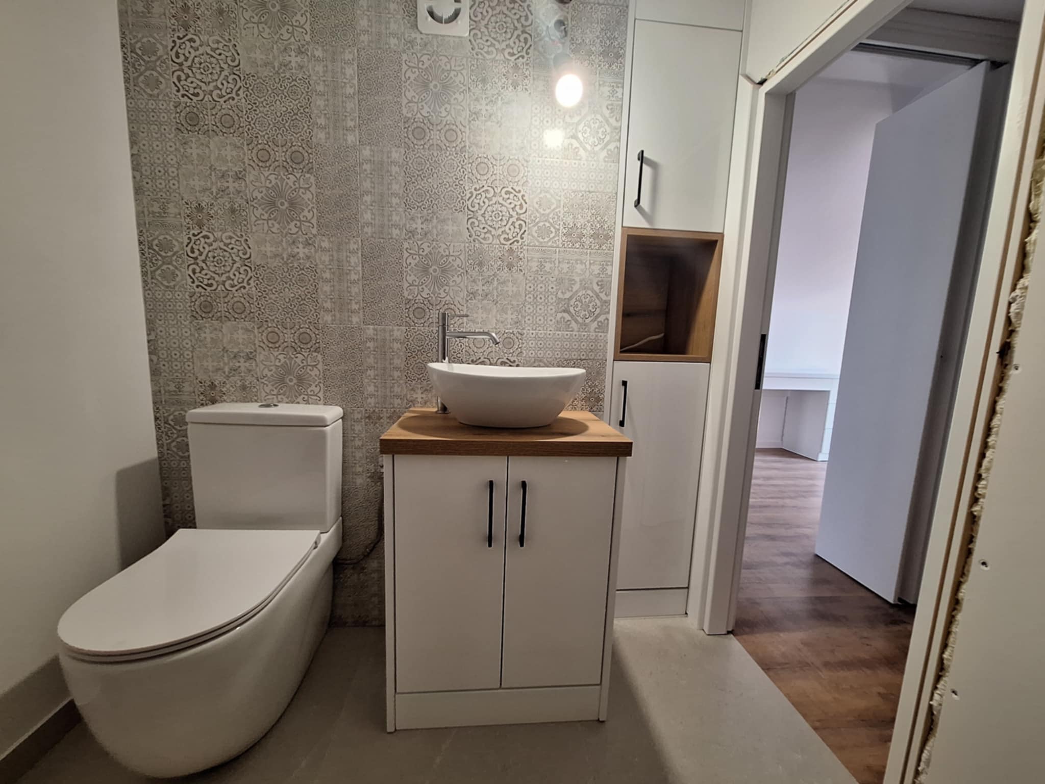 Nowoczesne wykończenie łazienki